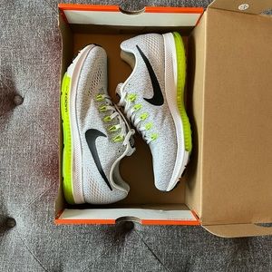 Mens Nike Zoom All Out Low